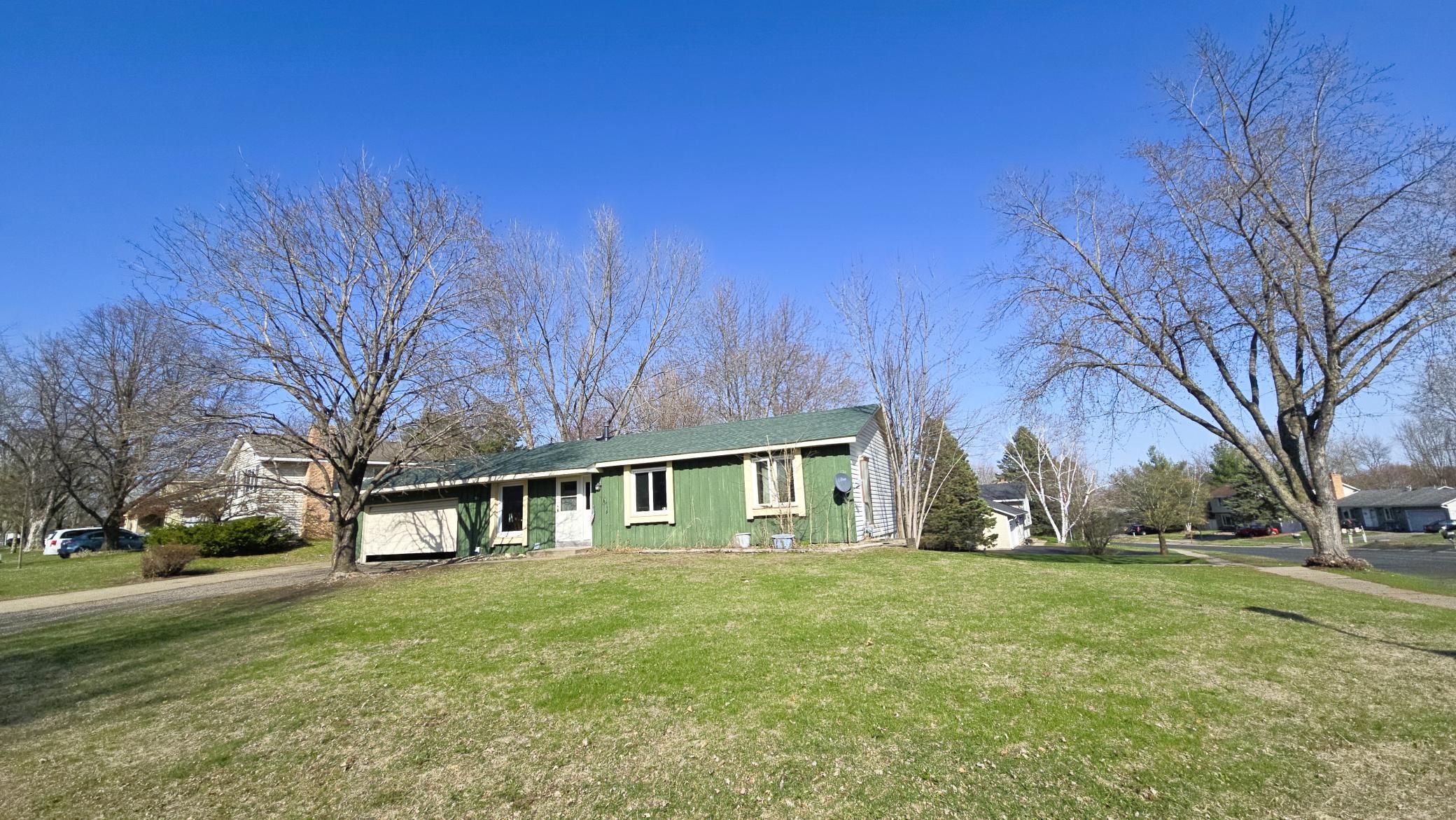 14200 Elgin Court Apple Valley MN 55124