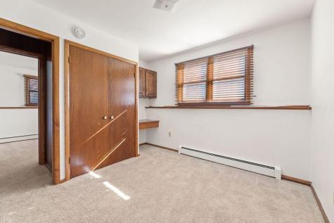 2807 Edgewood Drive N Fargo ND 58102