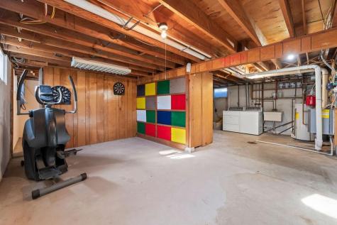 2807 Edgewood Drive N Fargo ND 58102