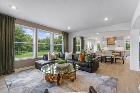 1860 Royal Boulevard N Lake Elmo MN 55042