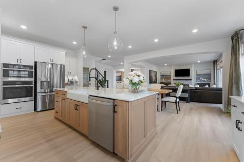 1860 Royal Boulevard N Lake Elmo MN 55042