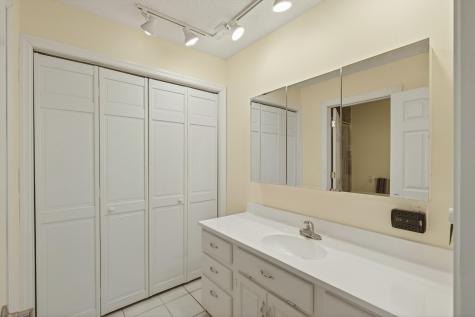 5525 Wedgewood Drive Excelsior MN 55331