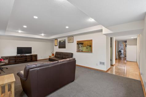 5525 Wedgewood Drive Excelsior MN 55331