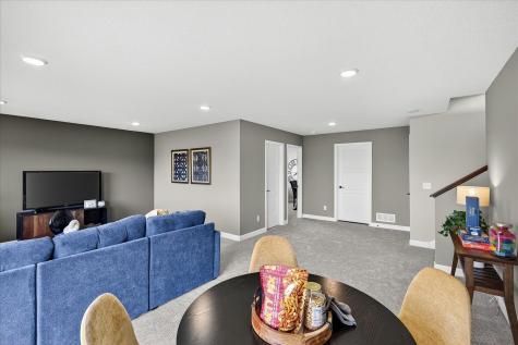 1401 Woods Road NE Isanti MN 55040