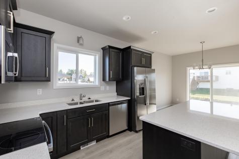 833 60th Avenue W West Fargo ND 58078