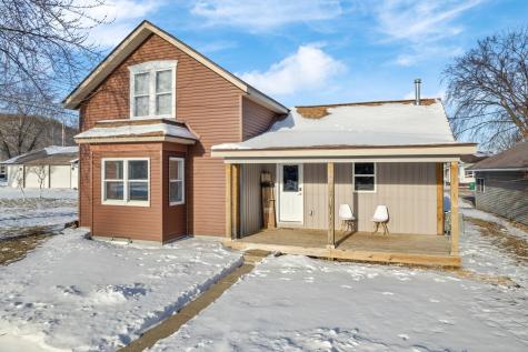 516 Campbell Avenue Wabasha MN 55981