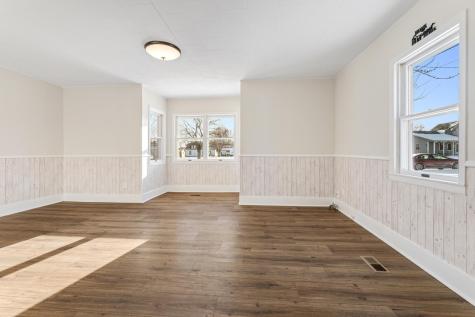 516 Campbell Avenue Wabasha MN 55981