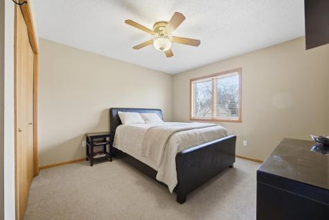 4054 S Rivershore Drive Moorhead MN 56560