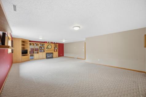 4054 S Rivershore Drive Moorhead MN 56560