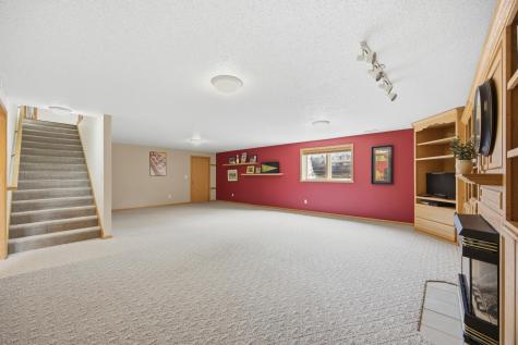 4054 S Rivershore Drive Moorhead MN 56560