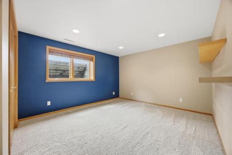4054 S Rivershore Drive Moorhead MN 56560