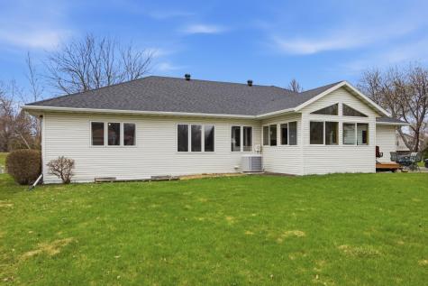 4054 S Rivershore Drive Moorhead MN 56560