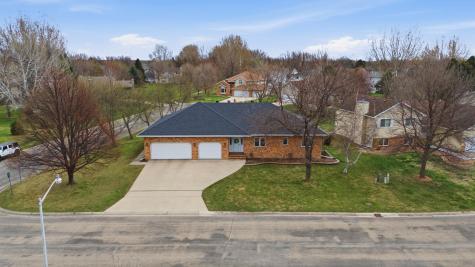 4054 S Rivershore Drive Moorhead MN 56560