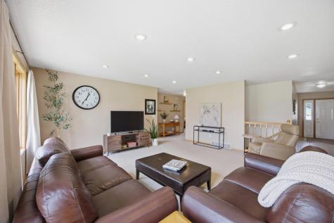 4054 S Rivershore Drive Moorhead MN 56560
