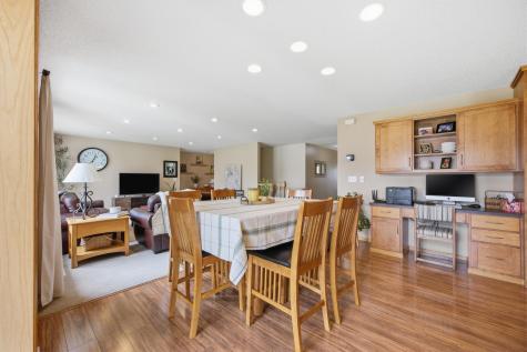 4054 S Rivershore Drive Moorhead MN 56560
