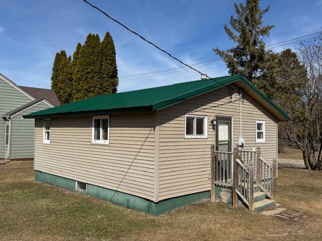 203 Nowell Street W New York Mills MN 56567