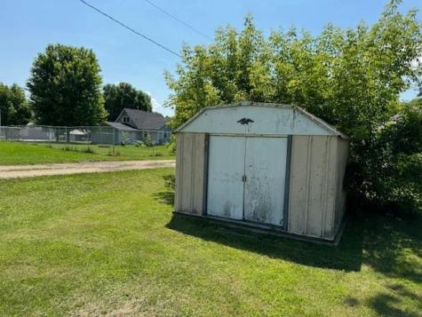 203 Nowell Street W New York Mills MN 56567
