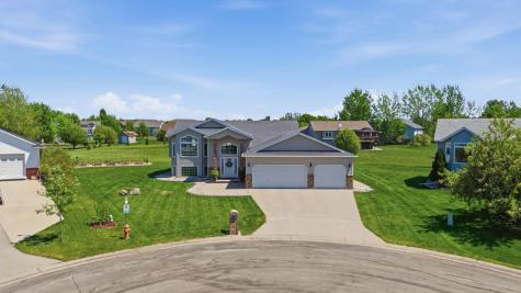 3124 11th Avenue S Moorhead MN 56560