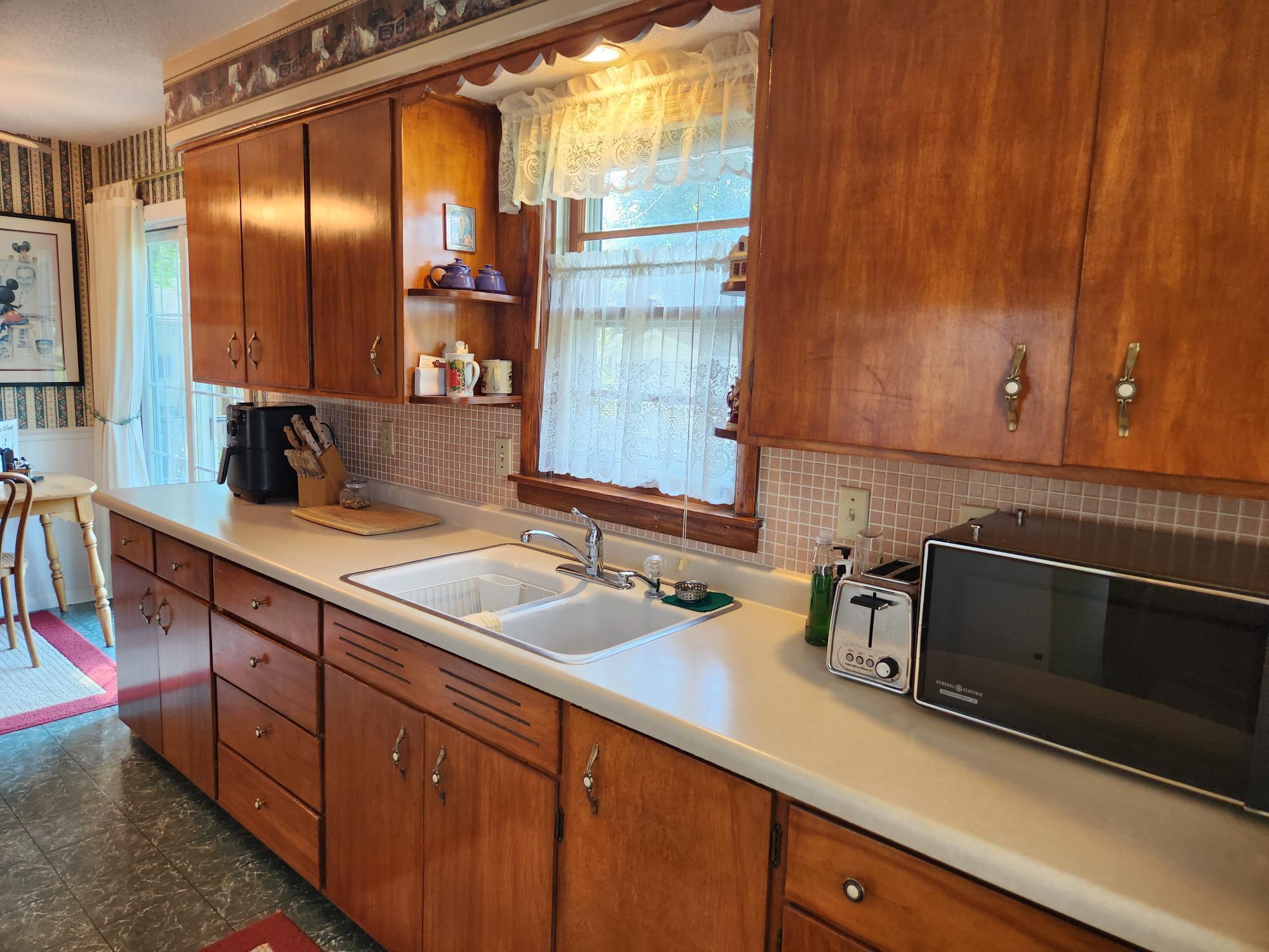 718 S 3rd Avenue Albert Lea MN 56007