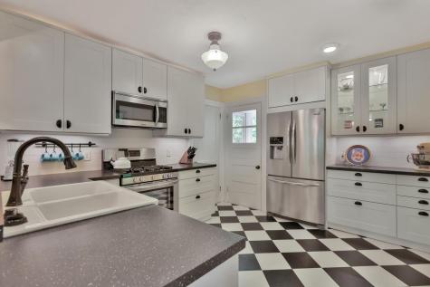 330 Basil Street Taylors Falls MN 55084
