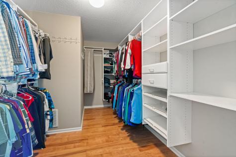 1828 Fescue Circle Shakopee MN 55379