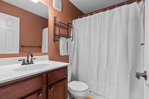 1828 Fescue Circle Shakopee MN 55379
