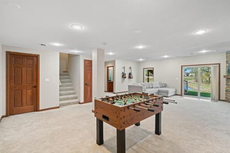 1828 Fescue Circle Shakopee MN 55379