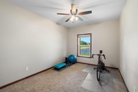 1828 Fescue Circle Shakopee MN 55379