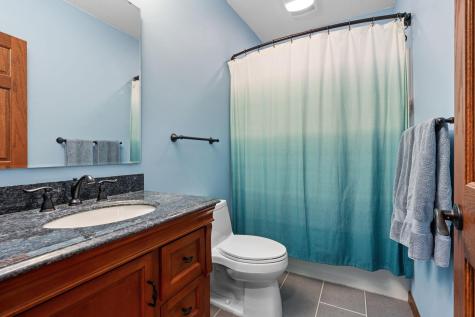 1828 Fescue Circle Shakopee MN 55379
