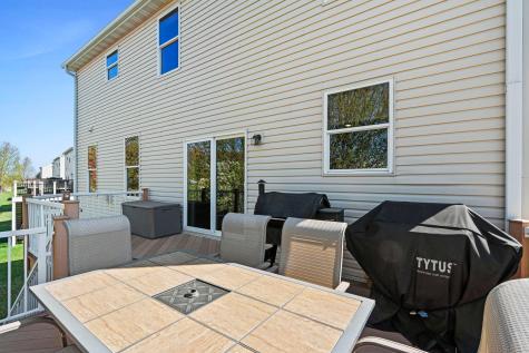 1828 Fescue Circle Shakopee MN 55379