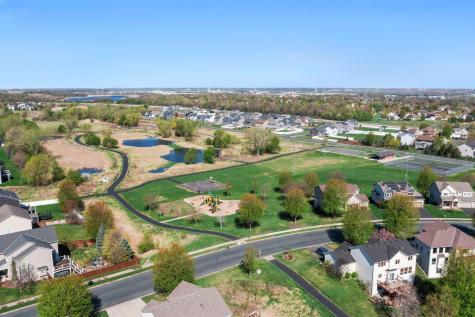 1828 Fescue Circle Shakopee MN 55379