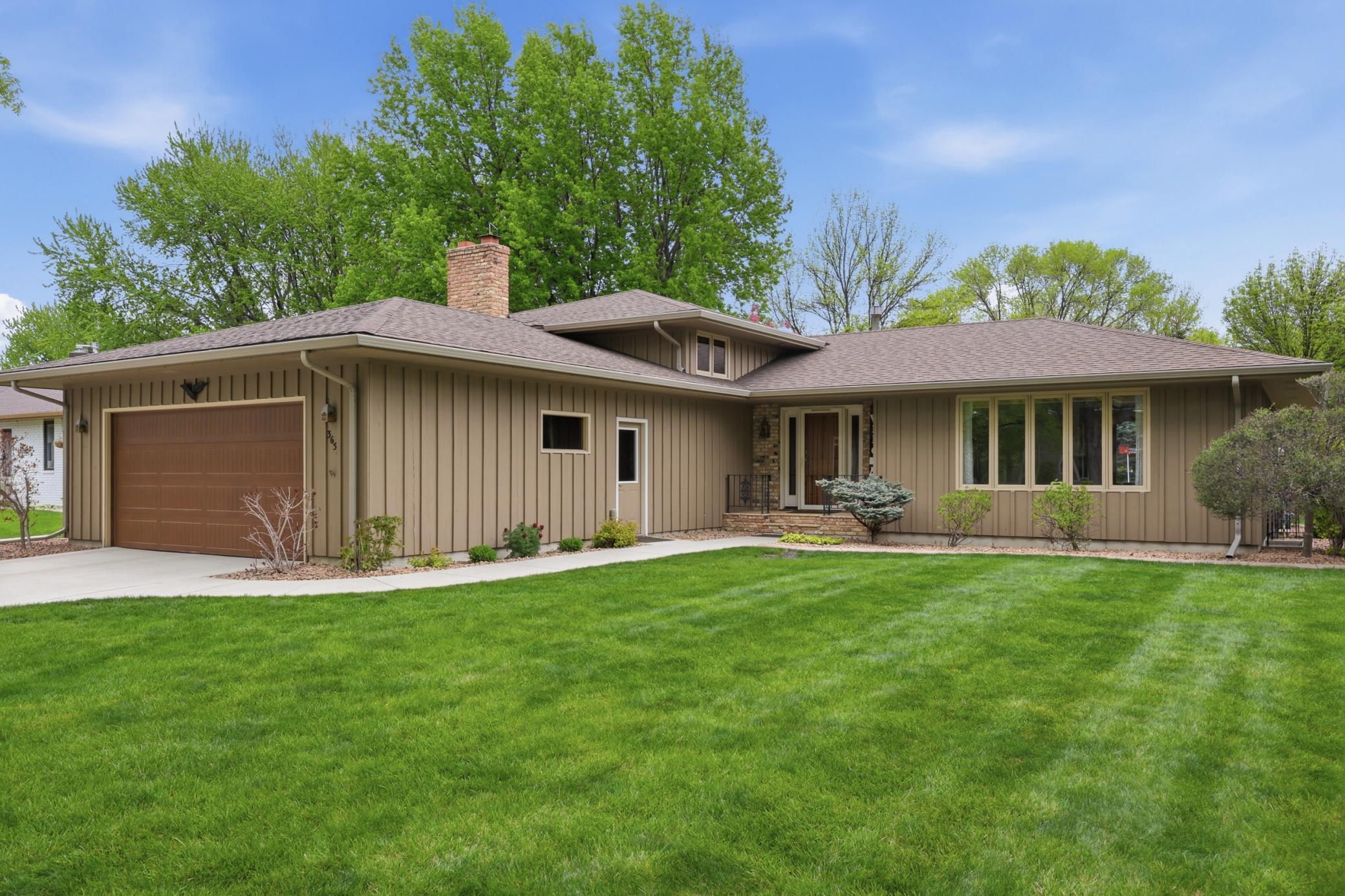 3651 Fairway Road N Fargo ND 58102
