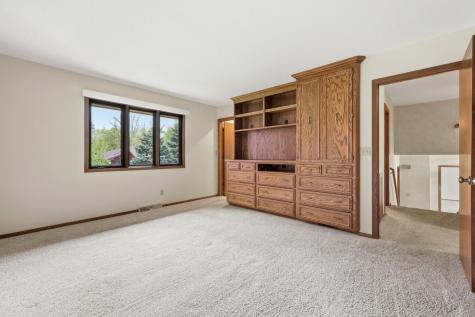 3651 Fairway Road N Fargo ND 58102