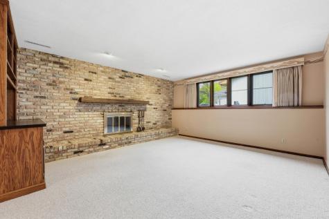 3651 Fairway Road N Fargo ND 58102