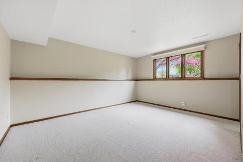 3651 Fairway Road N Fargo ND 58102