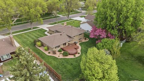 3651 Fairway Road N Fargo ND 58102