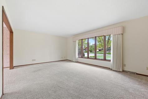 3651 Fairway Road N Fargo ND 58102