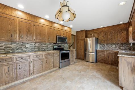 3651 Fairway Road N Fargo ND 58102