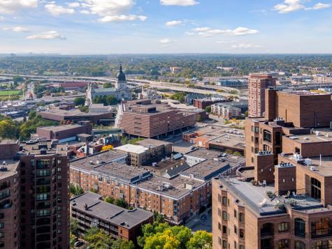 1201 Yale Place Minneapolis MN 55403