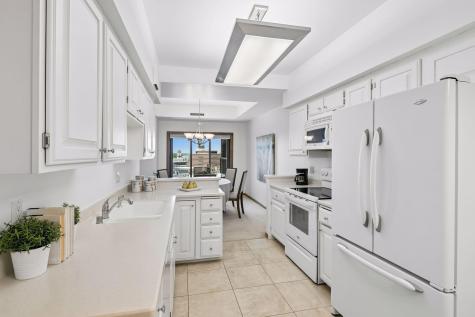 1201 Yale Place Minneapolis MN 55403