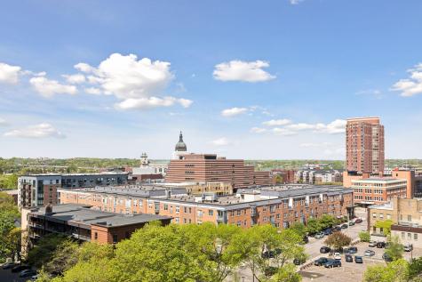 1201 Yale Place Minneapolis MN 55403