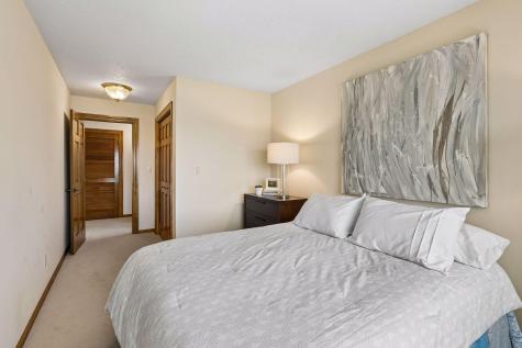 1201 Yale Place Minneapolis MN 55403