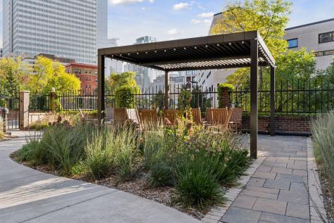 1201 Yale Place Minneapolis MN 55403