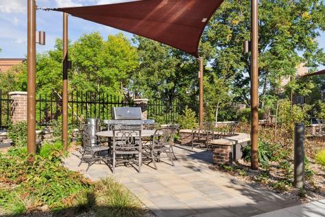 1201 Yale Place Minneapolis MN 55403