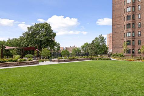 1201 Yale Place Minneapolis MN 55403