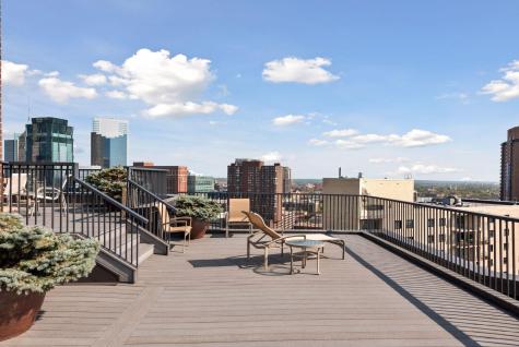 1201 Yale Place Minneapolis MN 55403
