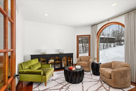 1944 Chinook Drive Duluth MN 55811