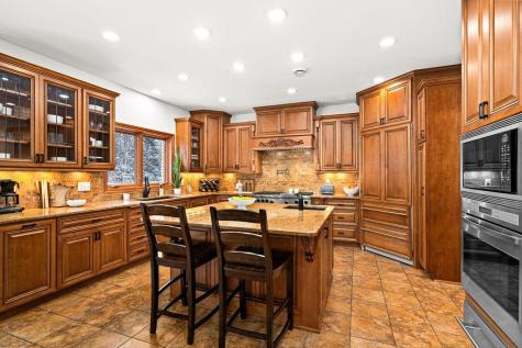 1944 Chinook Drive Duluth MN 55811