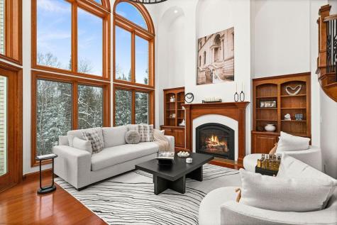 1944 Chinook Drive Duluth MN 55811