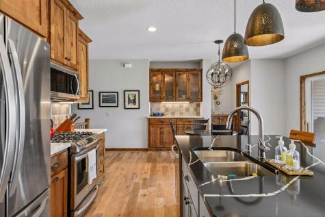 121 Vista Way Waconia MN 55387
